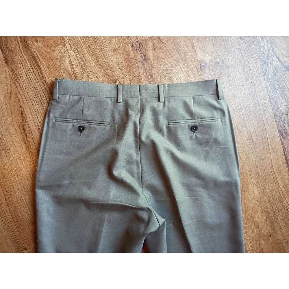 Calvin Klein Tan Plaid Dress Pants 32x32 Straight Fit